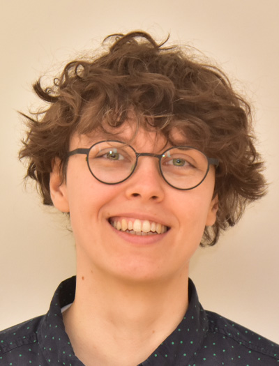 Katha Roehrl - Digital Streetworker